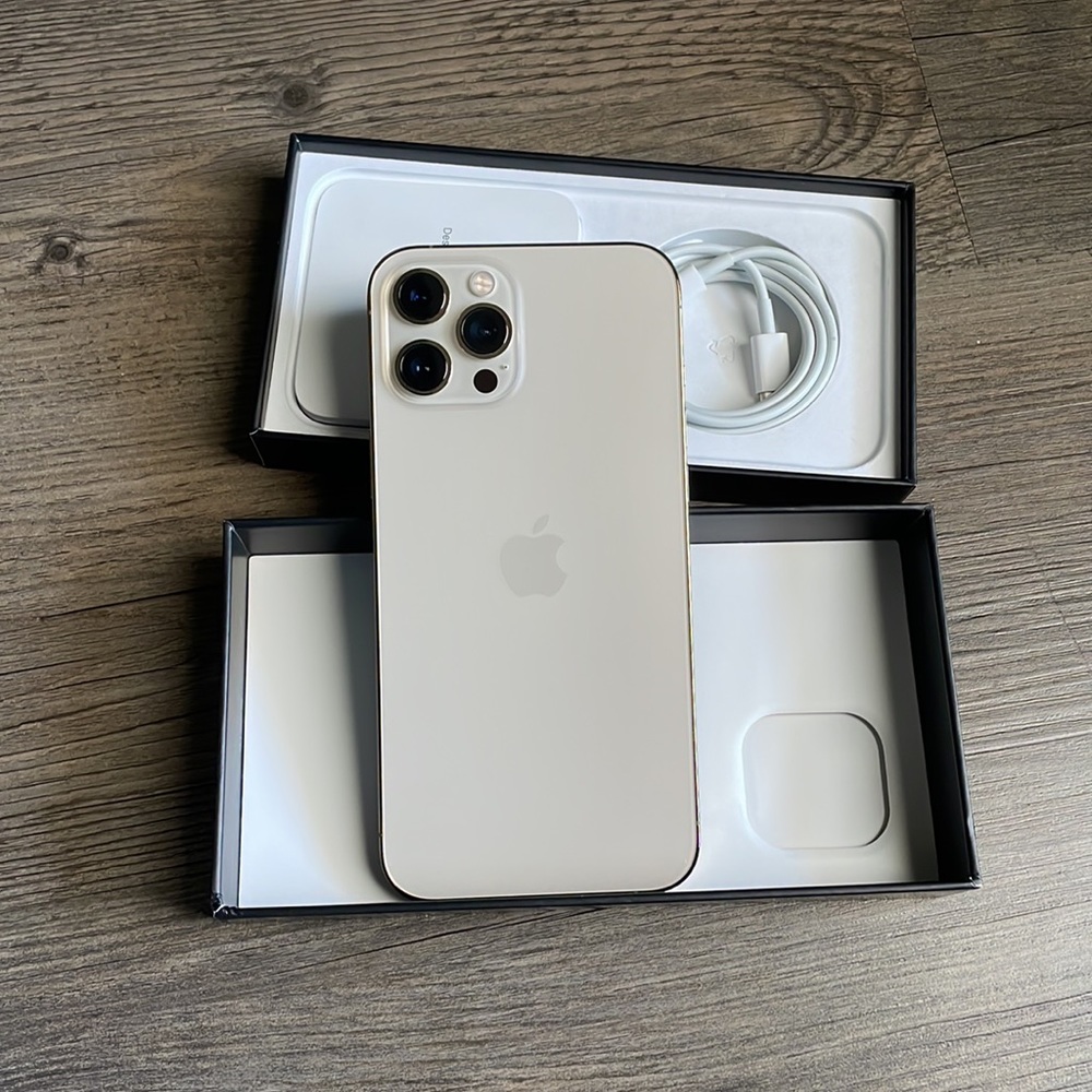iPhone 12 Pro Max